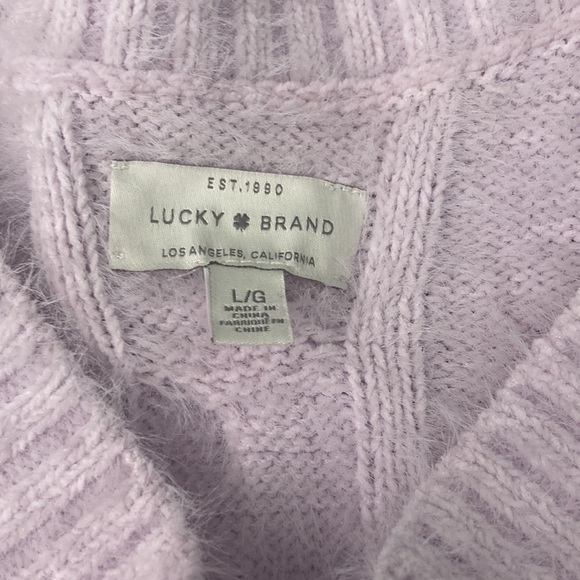 Lucky Brand Sweater (Spring 2022) - Picture 2 of 3